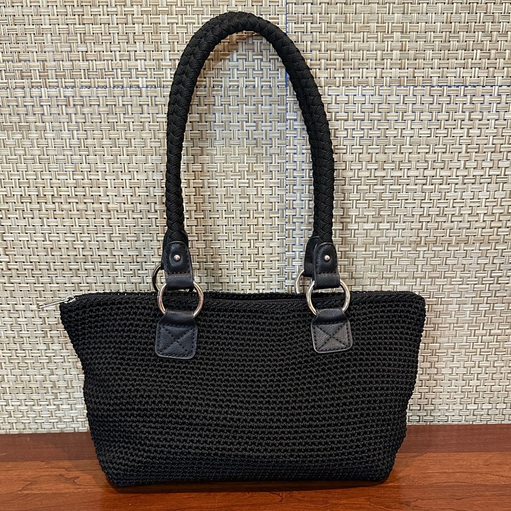 🌟HP🌟NWOT Lina Crocheted Black Baguette Double Handle Bag